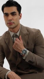 CITIZEN AN3689-55X DYNAMIC TIME PIECE STRIKING GREEN DIAL AND STAINLESS STEEL BRACELET - Image 5
